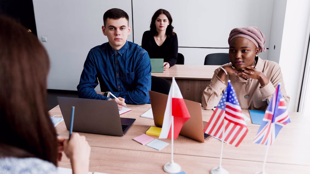 Newcomer Job Search Skills: How to Prepare a Resume for North America (General Guide)